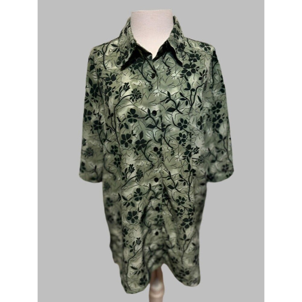 Selene Sport Olive Green Button Blouse - size 2XL